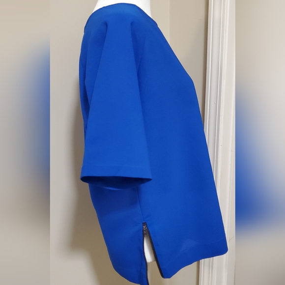 Like New Zipper Blouse - Picture 6 of 13